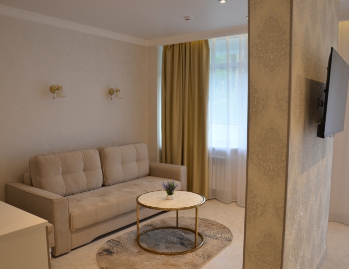 Джуниор сюит 2-местный корпус Бриз - Санаторий «Гурзуфский» Гурзуф